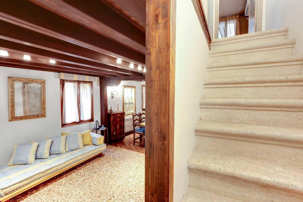 Ca Dei Zoti3 With Luggage Room Венеция Экстерьер фото